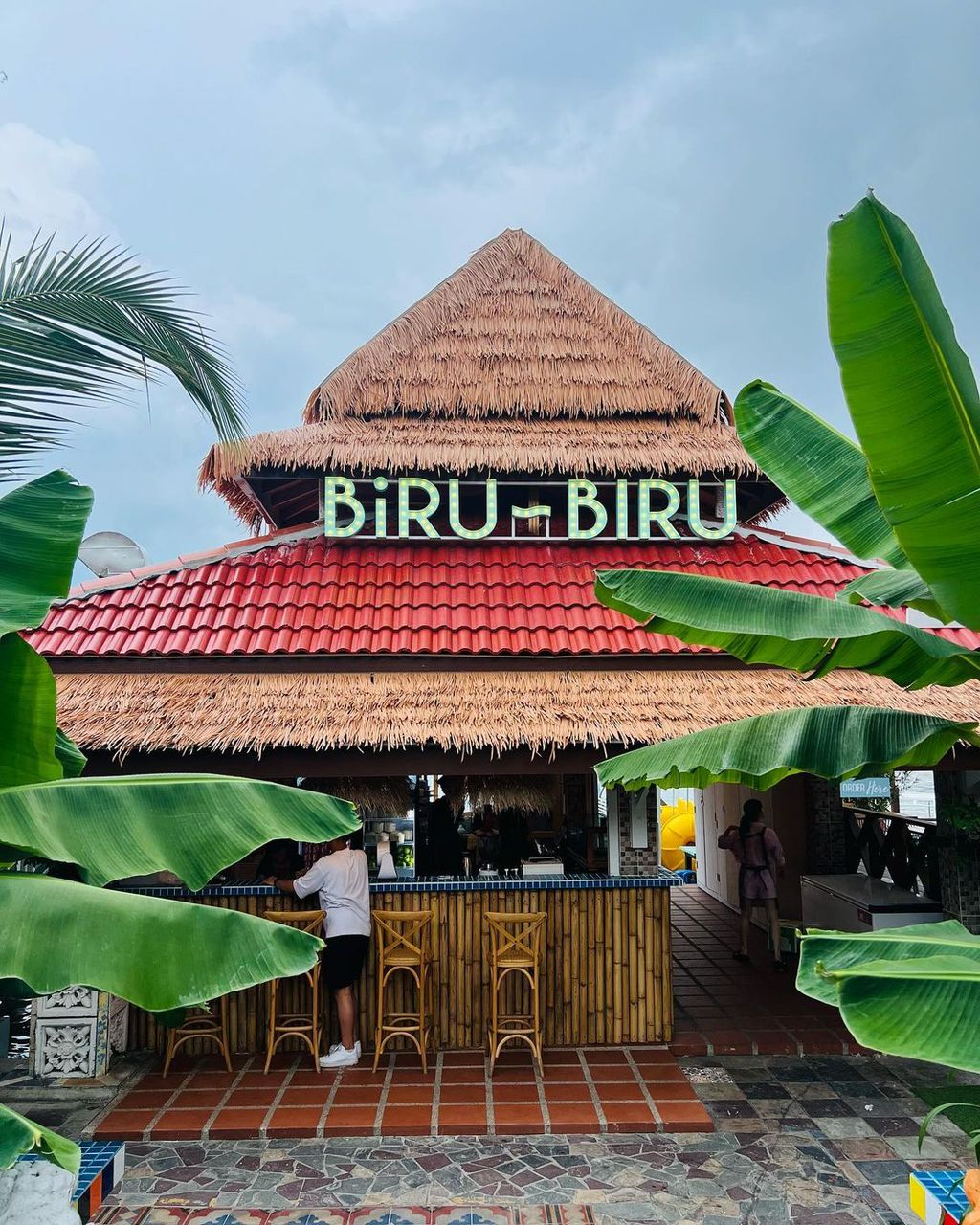 Biru-Biru cafe by the Tanjung Bungah seaside
